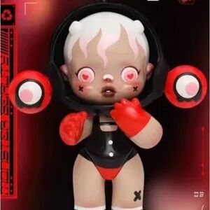 Skull Panda Little Monster Beauty